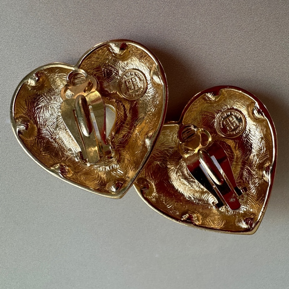 Givenchy clip on earrings - Picture 5 of 5